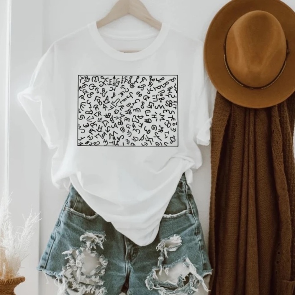 CATTLE BRANDS Y2K Memphis Style Retro Print Handmade Graphic Tee - Picture 5 of 6